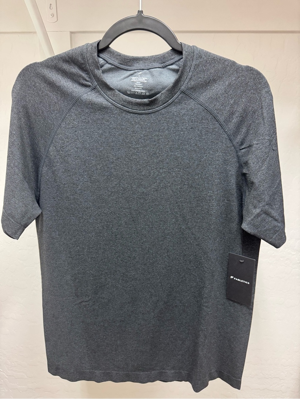 Fabletics Men's the Training Day Tee Size Medium Black Heather NWT New